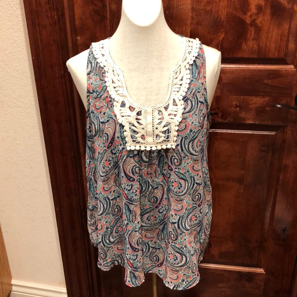 EUC sleeveless long top